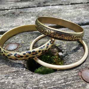 Set of 3 Assorted Gold Tone Bangle Bracelets